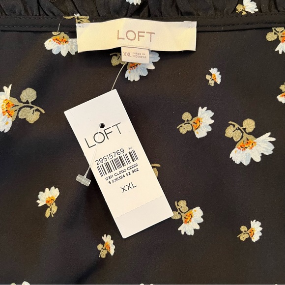 LOFT Black with Floral "Lily" Ruffle Cami XXL - Picture 8 of 9